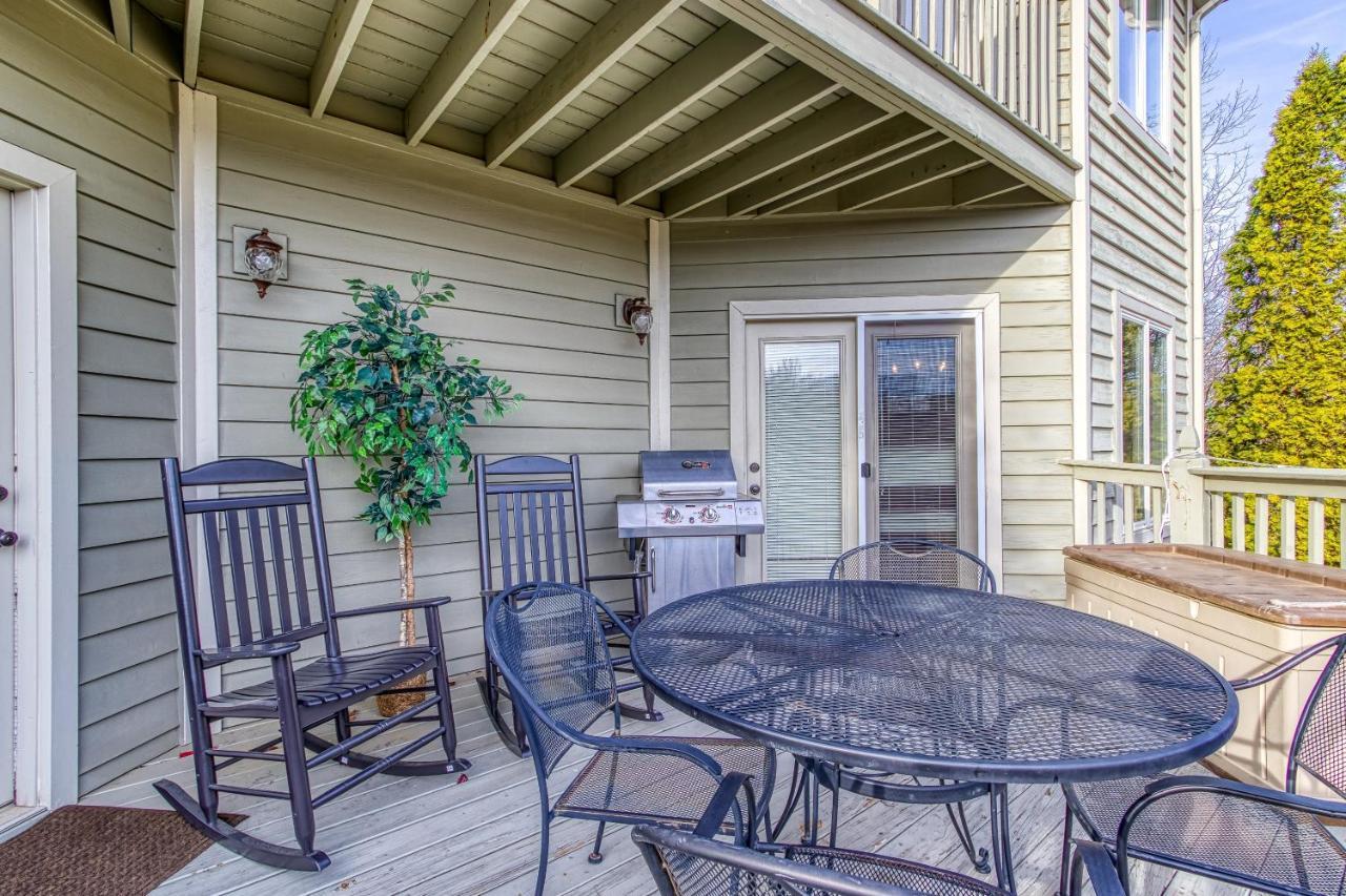 3 Decks, Mtn Views! Tree Tops By Honeybearcabins - Luxury Rain Showers, 3 King Suites, Xl Hottub, Fireplace, Bear Sightings Gatlinburg Εξωτερικό φωτογραφία