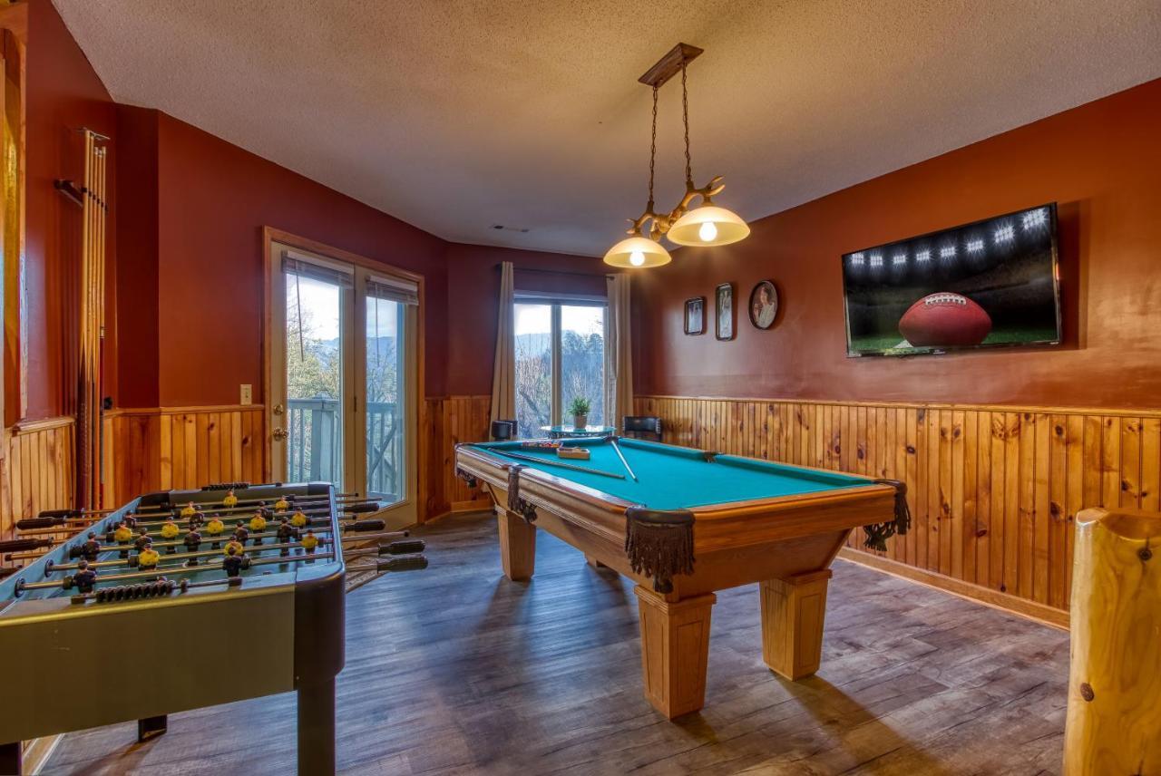 3 Decks, Mtn Views! Tree Tops By Honeybearcabins - Luxury Rain Showers, 3 King Suites, Xl Hottub, Fireplace, Bear Sightings Gatlinburg Εξωτερικό φωτογραφία