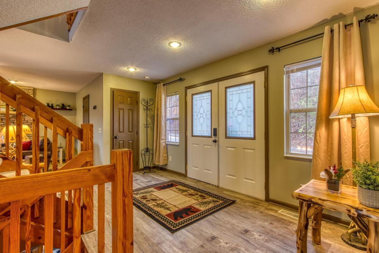 3 Decks, Mtn Views! Tree Tops By Honeybearcabins - Luxury Rain Showers, 3 King Suites, Xl Hottub, Fireplace, Bear Sightings Gatlinburg Εξωτερικό φωτογραφία