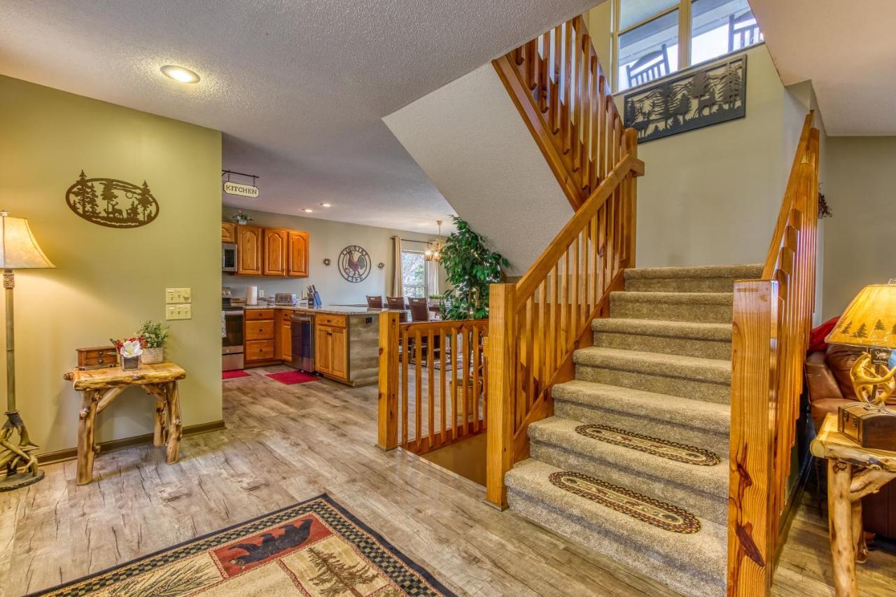 3 Decks, Mtn Views! Tree Tops By Honeybearcabins - Luxury Rain Showers, 3 King Suites, Xl Hottub, Fireplace, Bear Sightings Gatlinburg Εξωτερικό φωτογραφία