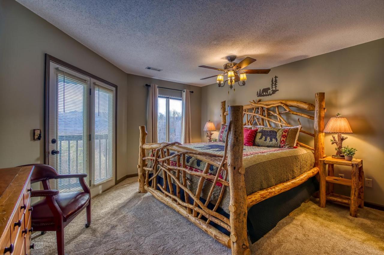 3 Decks, Mtn Views! Tree Tops By Honeybearcabins - Luxury Rain Showers, 3 King Suites, Xl Hottub, Fireplace, Bear Sightings Gatlinburg Εξωτερικό φωτογραφία