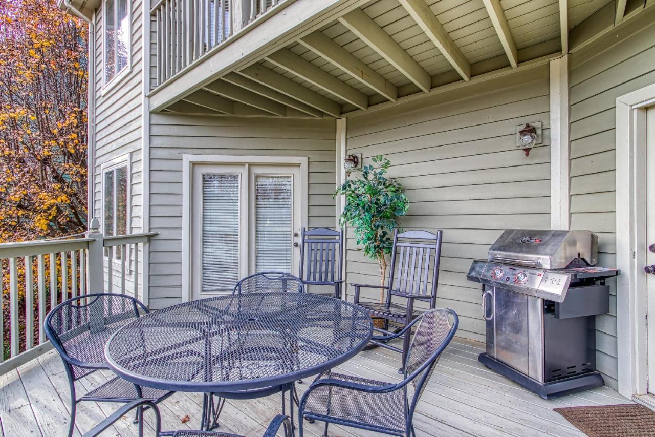 3 Decks, Mtn Views! Tree Tops By Honeybearcabins - Luxury Rain Showers, 3 King Suites, Xl Hottub, Fireplace, Bear Sightings Gatlinburg Εξωτερικό φωτογραφία