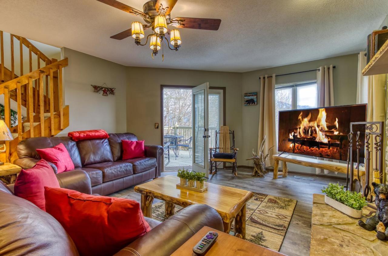 3 Decks, Mtn Views! Tree Tops By Honeybearcabins - Luxury Rain Showers, 3 King Suites, Xl Hottub, Fireplace, Bear Sightings Gatlinburg Εξωτερικό φωτογραφία